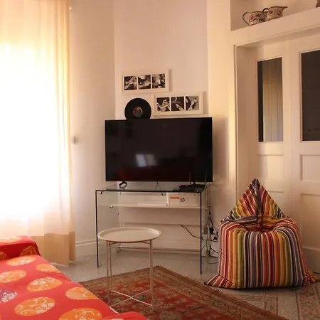 La Maison Doree