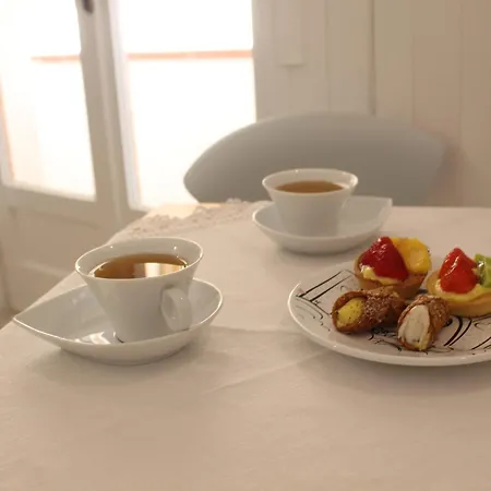 La Maison Doree *