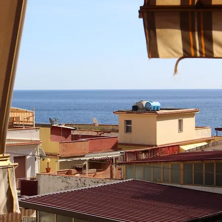 La Maison Doree Giardini-Naxos