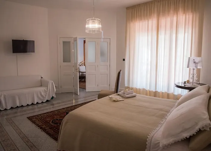 La Maison Doree * Джардини-Наксос